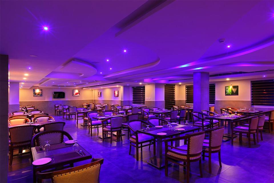 Lumbini Supreme Hotel Thrissur Kültér fotó